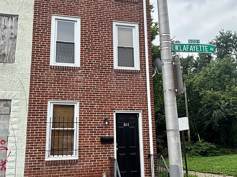 611 W Lafayette Ave — Photo 1