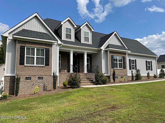 3rd image of 6223 Venice Court