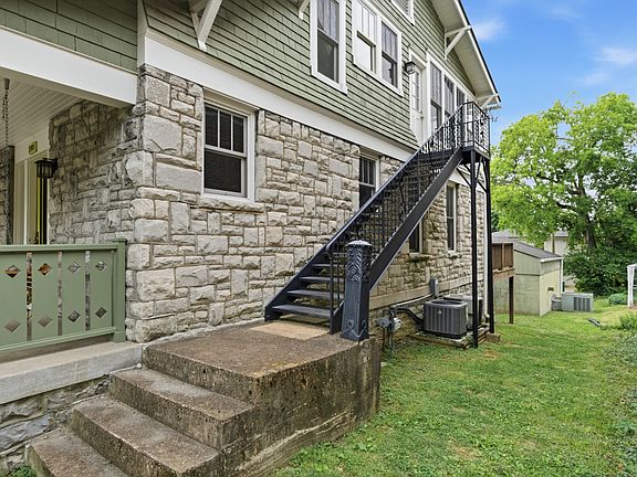 4th image of 1303 Ashwood Ave