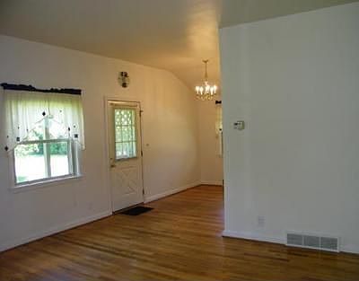 2nd image of 2816 Whitewood St
