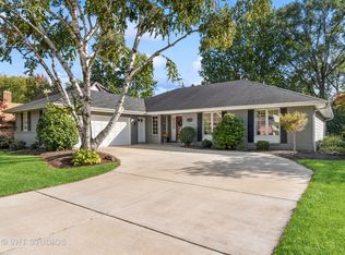 1736 Maple Ln, Wheaton, IL 60187