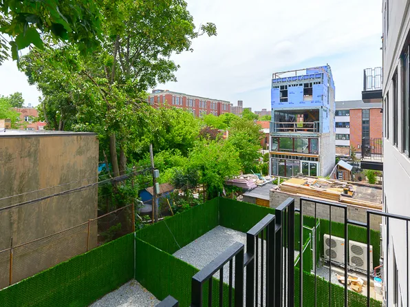 1692 Pacific Street image 9 of 9