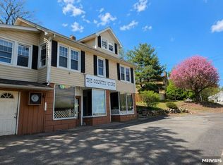 729 Rivervale Rd, Rivervale, NJ 07675
