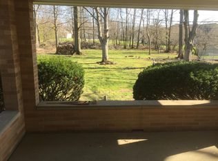 4322 Vezber Dr, Seven Hills, OH 44131