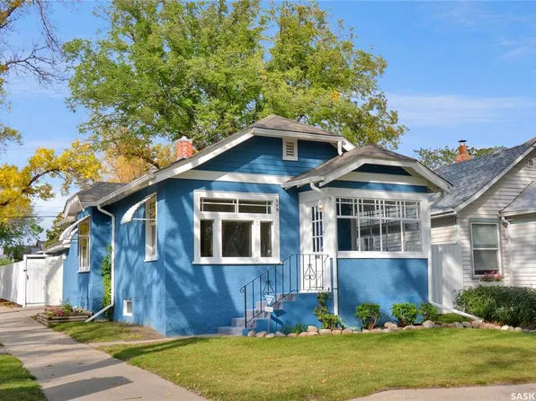 120 32nd STREET W, Saskatoon, SK S7L 0S1
