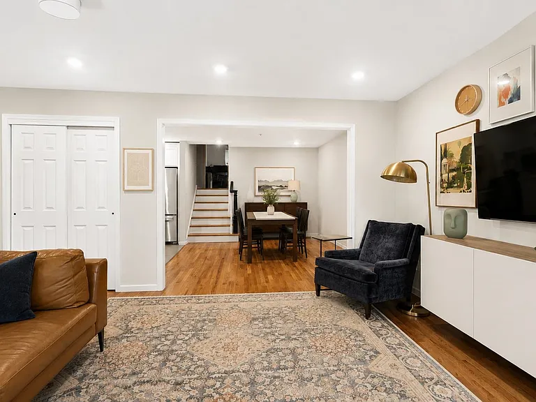 613 Madison St #B — Photo 7