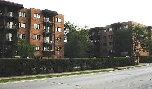 1st image of 9395 Landings Ln #605-DES