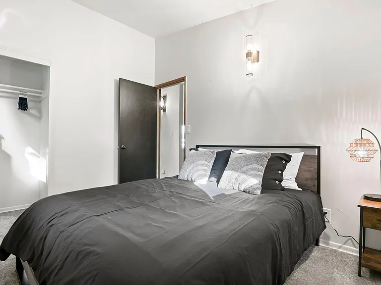 6517 N Stevens St — Photo 14
