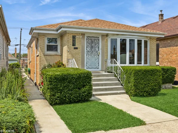 6220 S McVicker Ave, Chicago, IL 60638