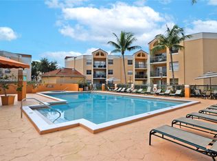 6284 NW 186th St APT 208, Hialeah, FL 33015