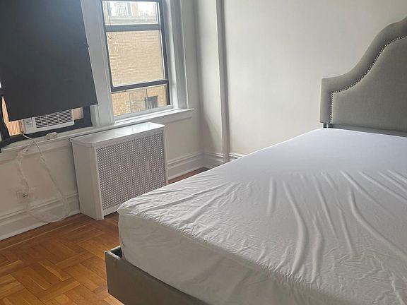 5th image of 814 W End Ave #15F