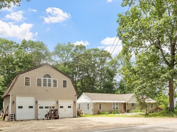 199 Center Depot Rd, Charlton, MA 01507