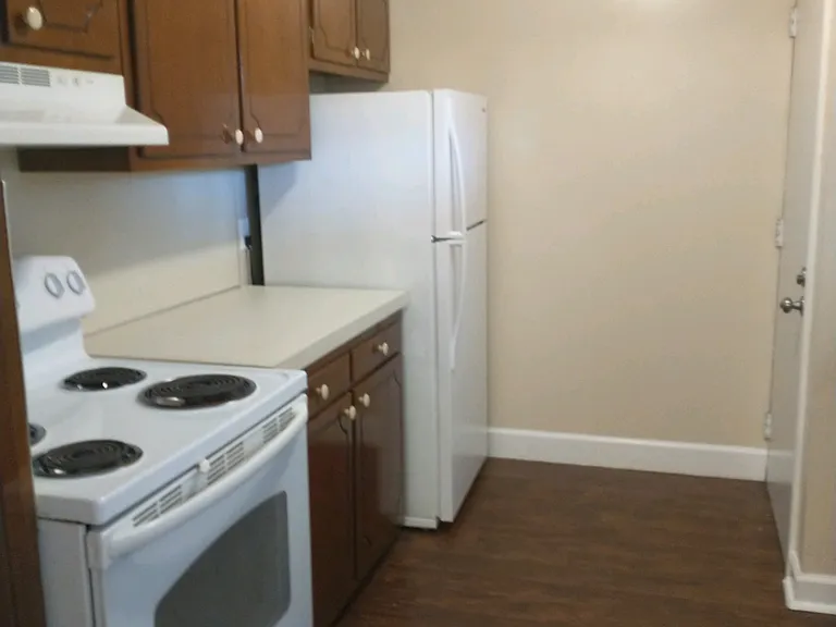 2998 Carriage Dr — Photo 4