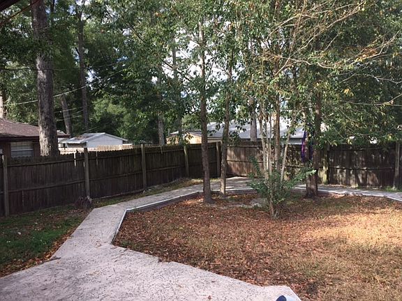 3rd image of 1411 NE 38th St