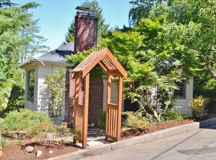 4001 SW Iowa St, Portland, OR 97221
