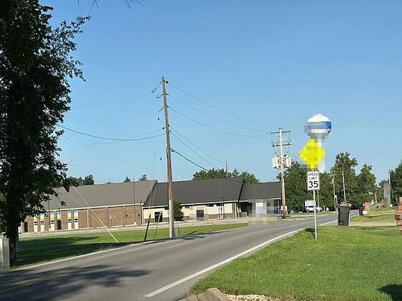 4th image of 1506 Broeking Rd