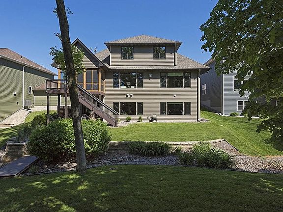4th image of 15605 57th Ave N