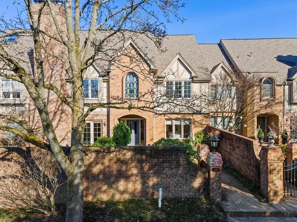 414 Landon Knl, Pittsburgh, PA 15238