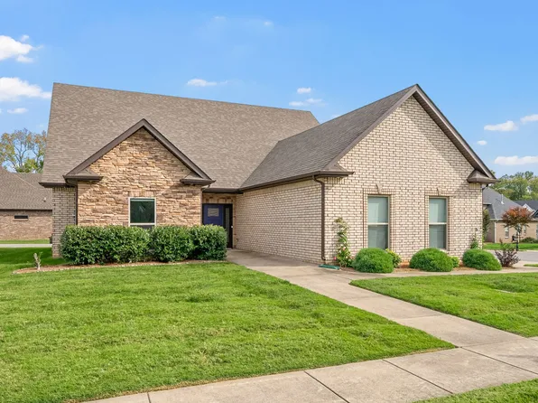 182 Dorchester Cir, Clarksville, TN 37043