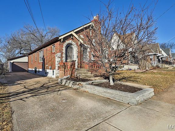 2nd image of 1109 N And South Rd