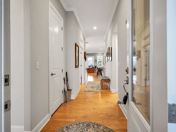5th image of 13 Boone St