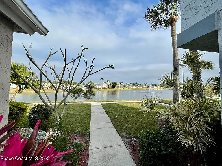 1425 Malibu Cir NE #111 — Photo 45