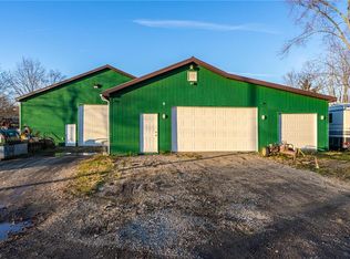6699 Chestnut Ridge Rd, Hubbard, OH 44425