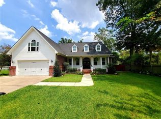 10401 Ware St, River Ridge, LA 70123