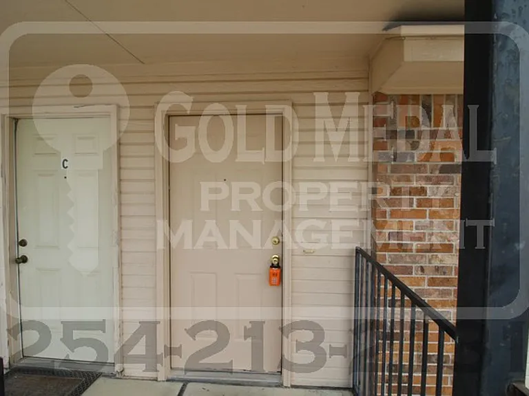 1619 Inca Dr — Photo 2