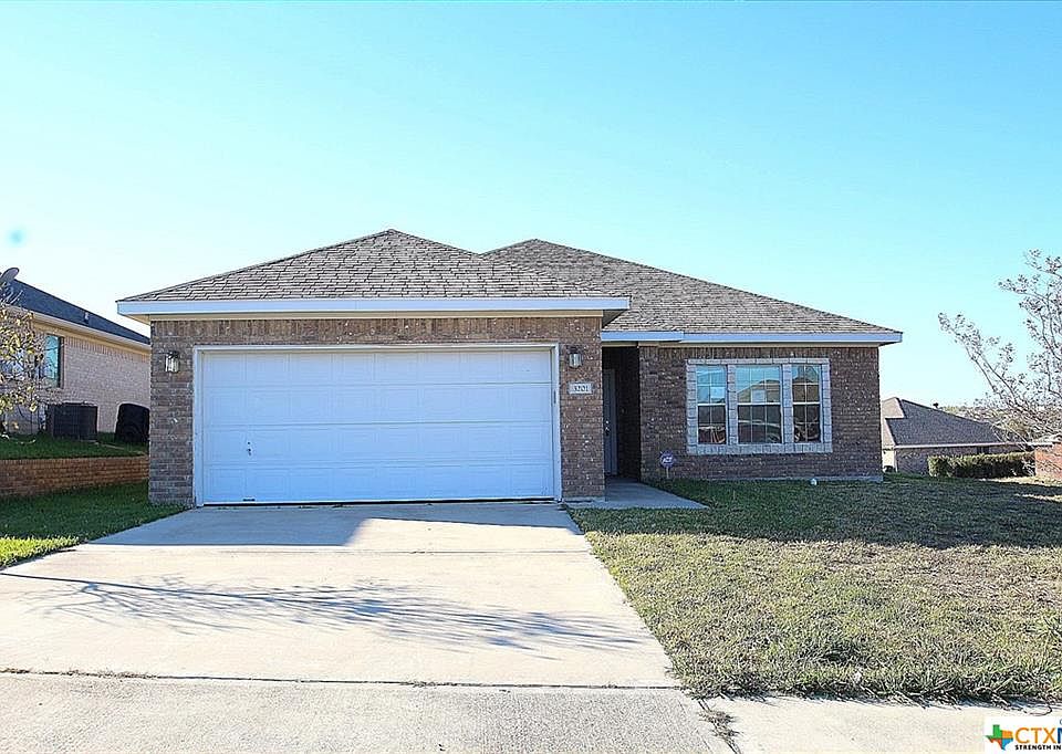 1st image of 3201 Sherwood Forest Dr