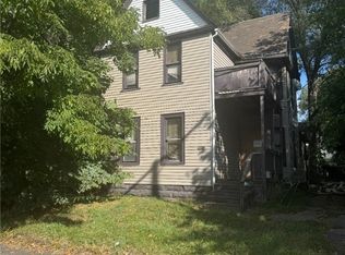 2221 E 76th St, Cleveland, OH 44103