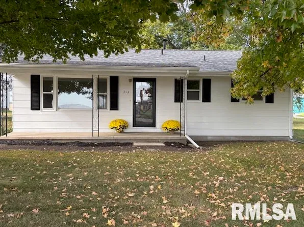 312 S Main St, Modesto, IL 62667
