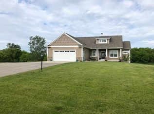 2433 Air Park Dr, Zeeland, MI 49464