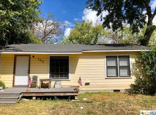 103 Riviera St, San Marcos, TX 78666