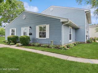 1601 Woodcutter Ln UNIT A, Wheaton, IL 60189