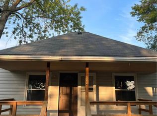 322 N Delaware Ave, Columbus, KS 66725