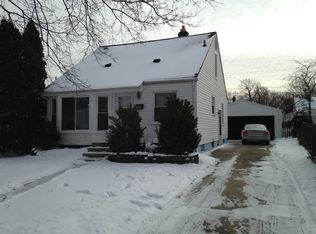 14021 Borgman Ave, Oak Park, MI 48237