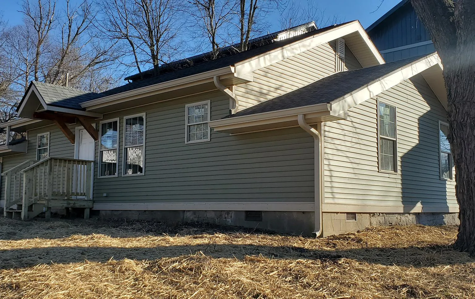 4 bed, 1197 sqft, $3,900 — Photo 2