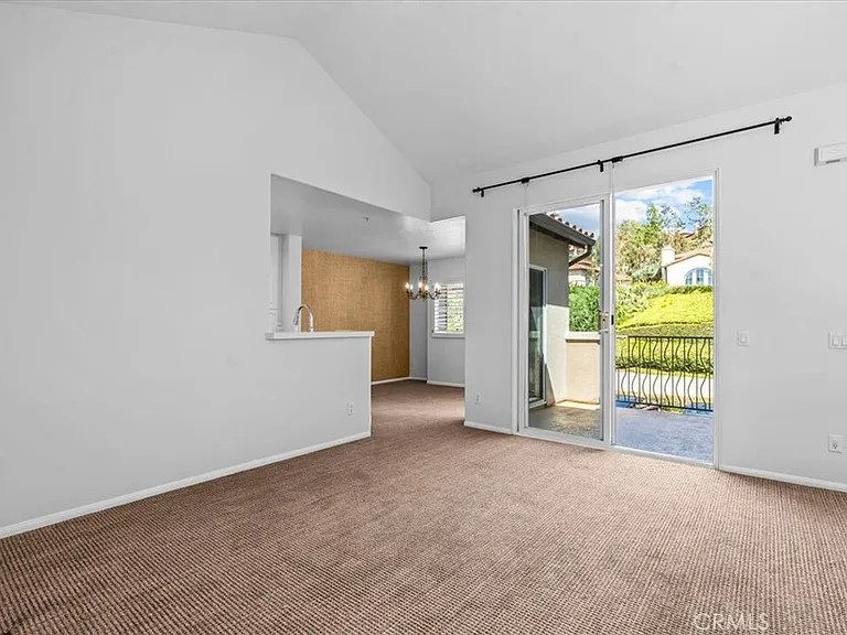 1 Roma Ct — Photo 5