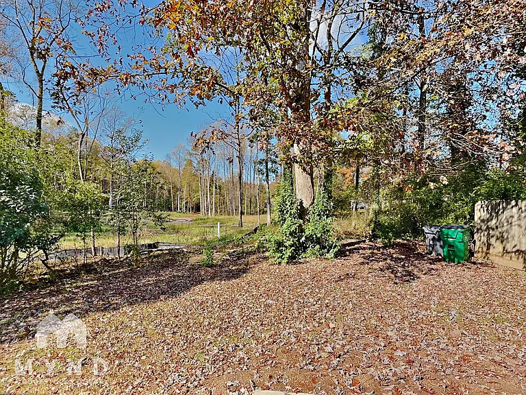 5419 Howard St — Photo 17