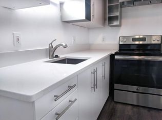 406 9th St APT 4, Davis, CA 95616