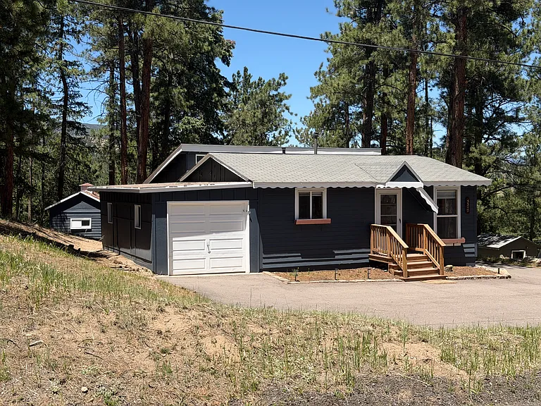 5547 Lee Dr — Photo 6