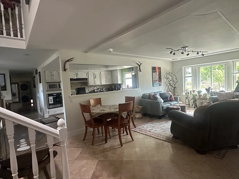 Living Room 
Kitchen