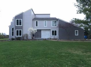 5840 Bellwether Dr, Saline, MI