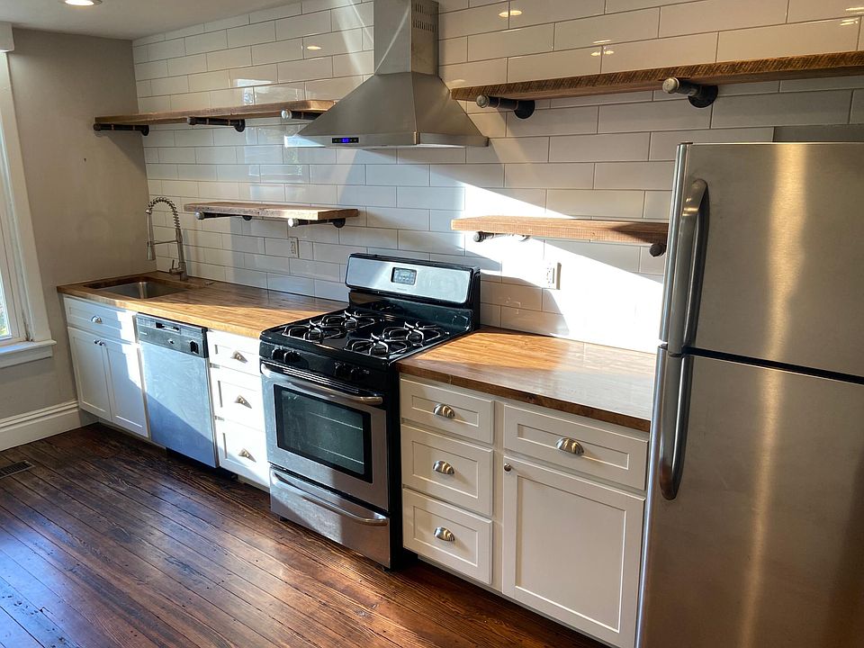 1st image of 3423 Illinois Ave #1F
