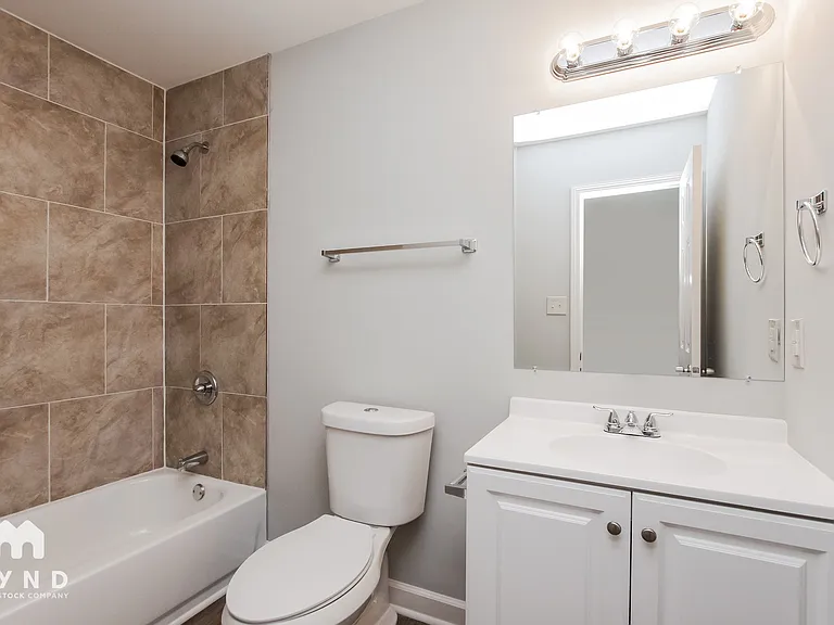 1020 Alston Hill Dr — Photo 10