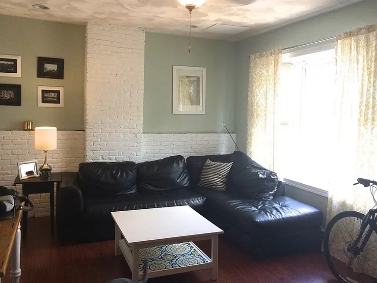 2 Linden St #2 — Photo 6