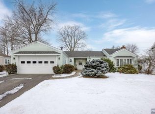 90 George Rd, Emerson, NJ 07630