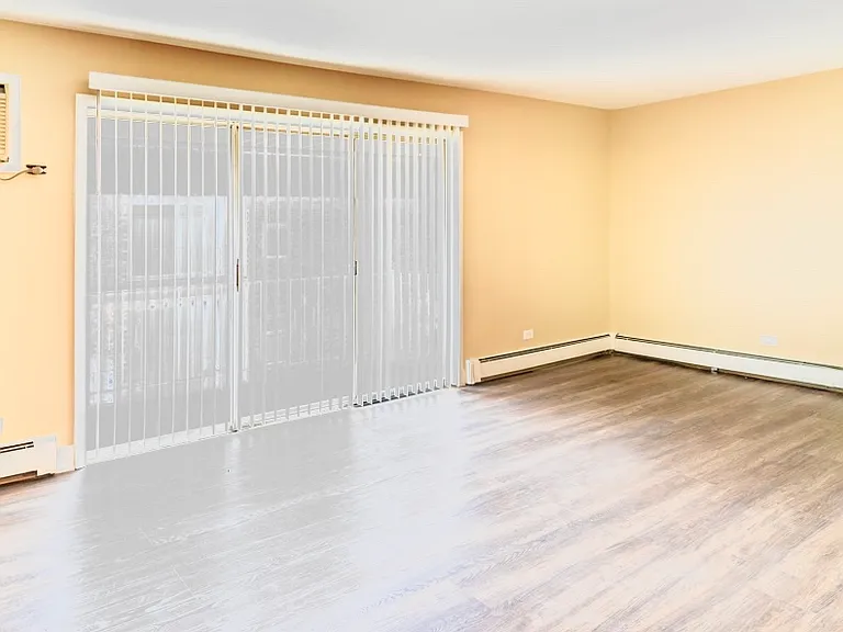 5700 S Archer Ave #3B — Photo 10
