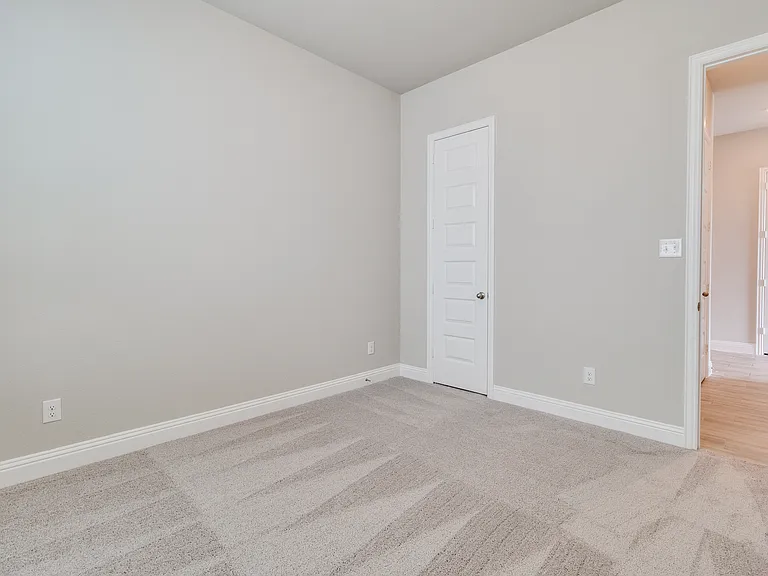 1319 Beach Blvd — Photo 13